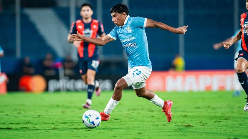 Cerro Porteno gặp khó khi tiếp đón Sporting Cristal