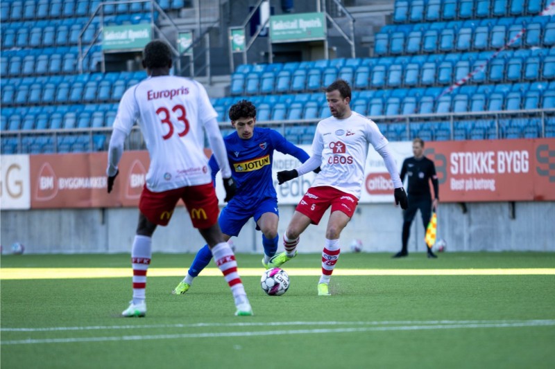 Sandefjord đủ sức đánh bại Fredrikstad