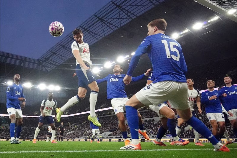 Tottenham bắt buộc phải đánh bại Everton